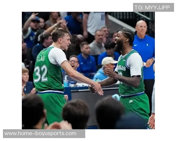 拉塞尔缺阵弗拉格首发控卫开启新试验球队阵容调整引关注 拉塞尔缺阵弗拉格首发控卫开启新试验球队阵容调整引关注